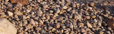 to the edge of the earth in search of happiness (photograph by sarah nean bruce 2007-0202 - Portugal)